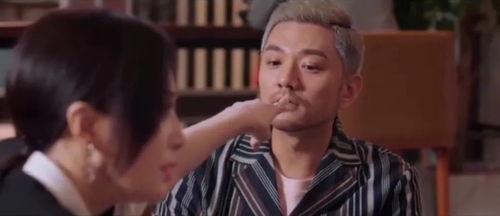 娱乐圈吃瓜手册电视剧,揭秘吃瓜手册背后的明星秘闻