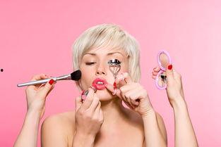 娱乐吃瓜酱化妆技巧,变身时尚达人