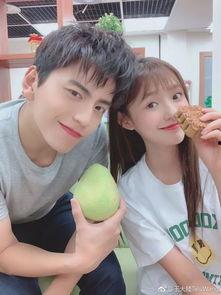 娱乐吃瓜酱暧昧期,娱乐吃瓜酱的甜蜜故事